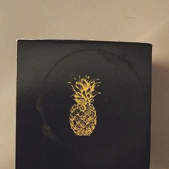 Bella Vida Santa Barbara Pineapple Paradiso Glow Mask  - Picture 5 of 7